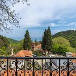 Apartment Sklithro
