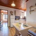 Apartment Sklithro
