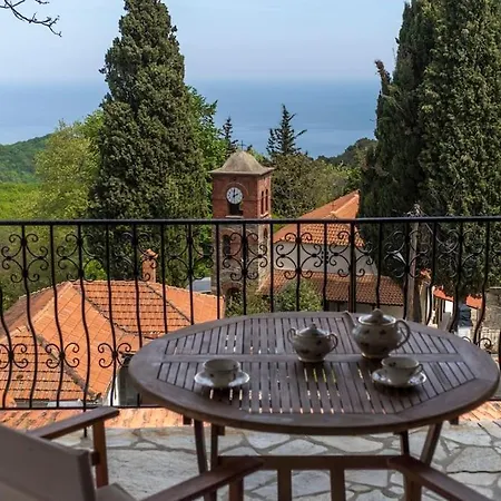 Sklithro Sklithro (Melivoia)