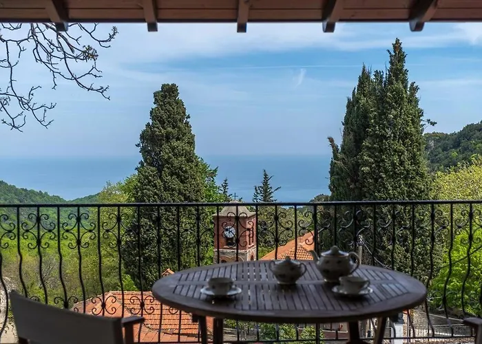 Sklithro Sklithro (Melivoia)